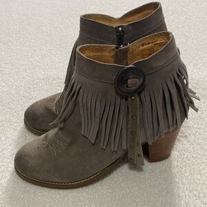 Ariat Unbridled Avery Boots